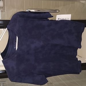 Athleta M Cropped Tshirt